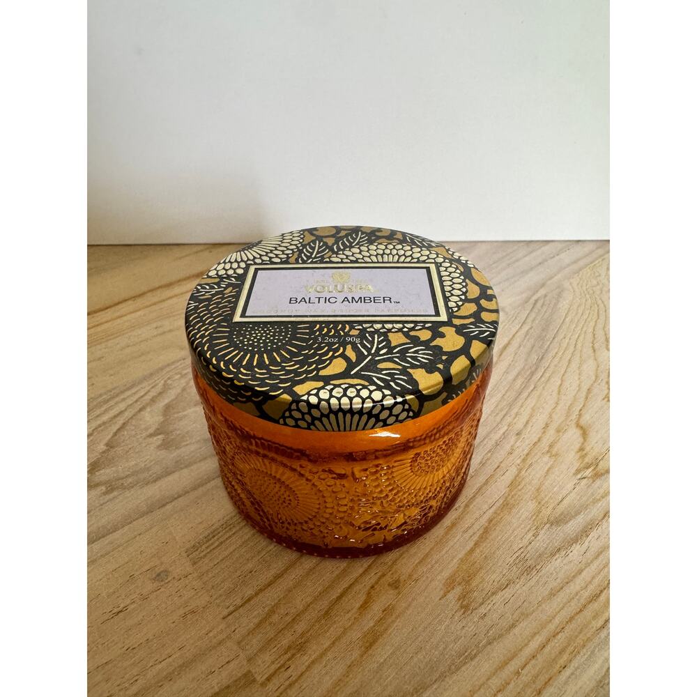 Voluspa Baltic Amber Jar Candle 1-Tealight Natural Coconut Wax 3.2 oz
